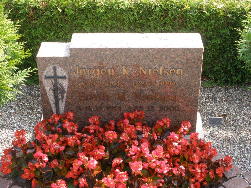 Edith M. Nielsen .JPG